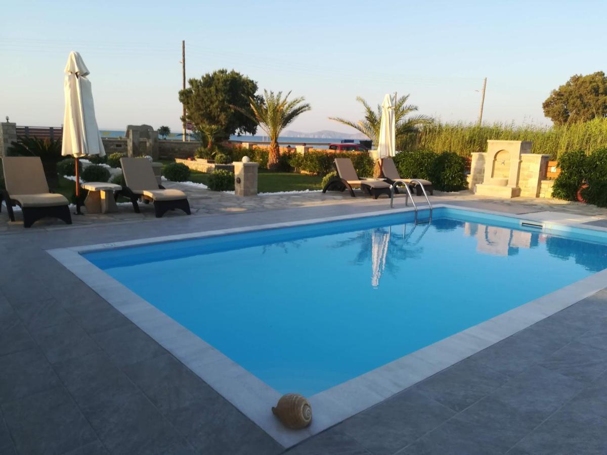 Blue Horizon Villa & Suites Сития Экстерьер фото